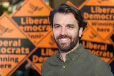 Southfields Action Day with Bobby Dean MP