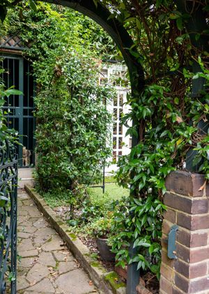Front Garden Network