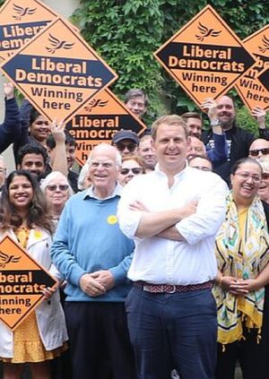 Southfields campaigning day with Luke Taylor MP
