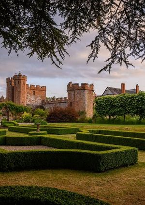 Maxstoke Castle & Gardens