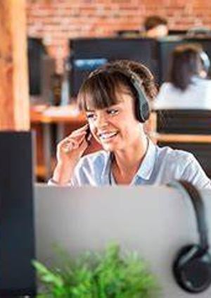 Ways to Reach Expedia Customer Service Via Phone, and Email Option: A Step by Step Explained-Guide