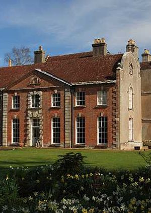 Visit: Edmondsham House