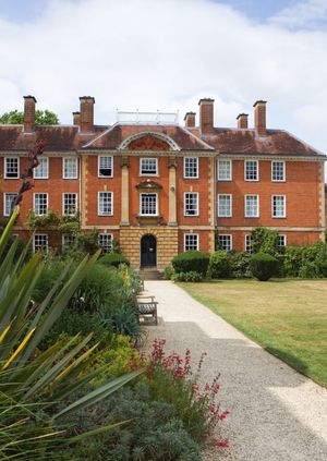 Talk and guided tour, Lady Margaret Hall Gardens