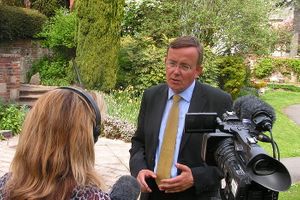csm_MT-rose-Garden-Media-Interview-10-Downing-St_ed8b3dc2c5
