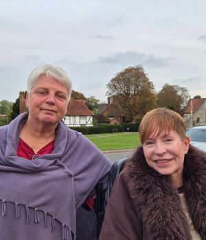 Jo and Dineke Brockham portrait